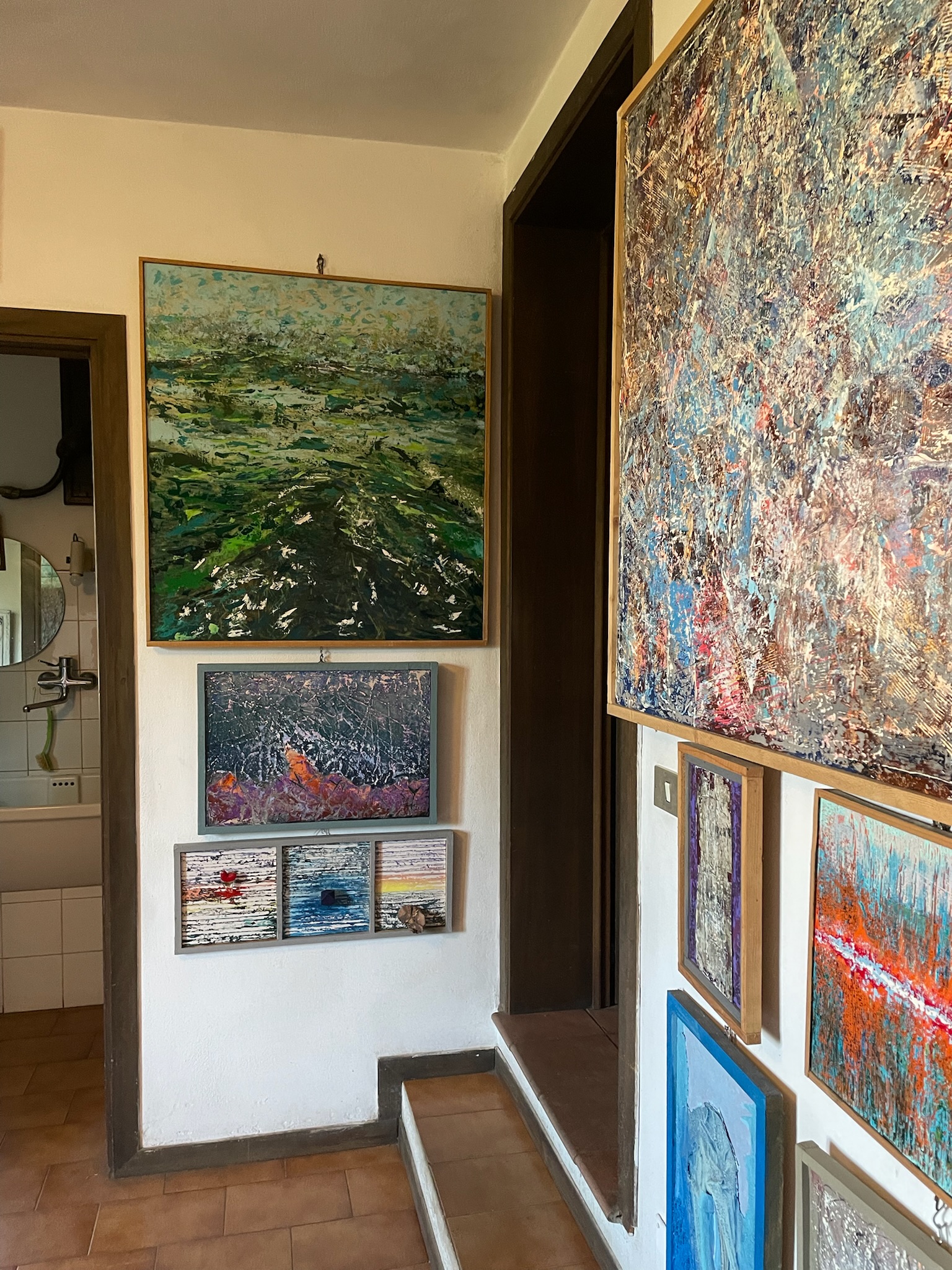 Montico House 15 - Exhibition wall - material and pictorial details