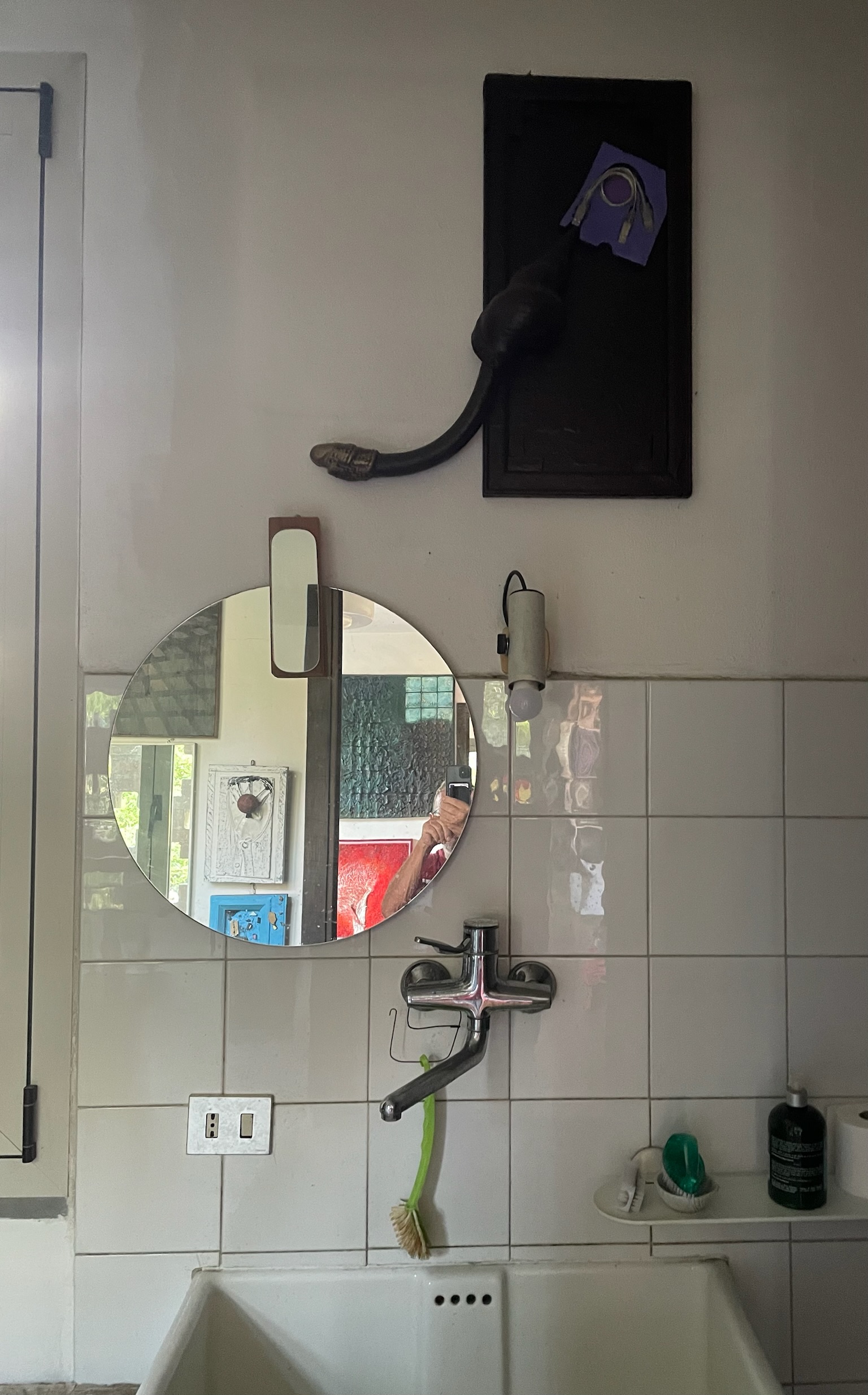 Montico House 59 - Bathroom - round mirror and domestic perspective